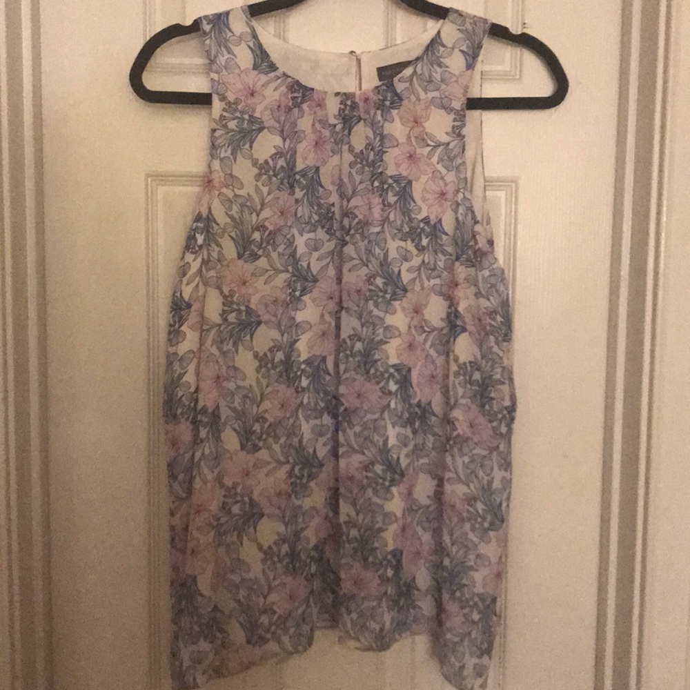 🔥NWT TOP🔥